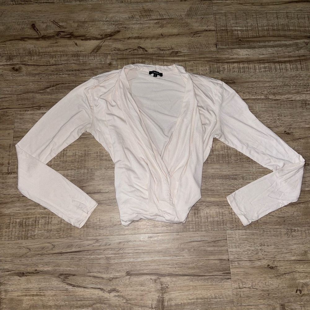 ✨Dynamite✨ Cream long-sleeved bodysuit. Snap up bottom